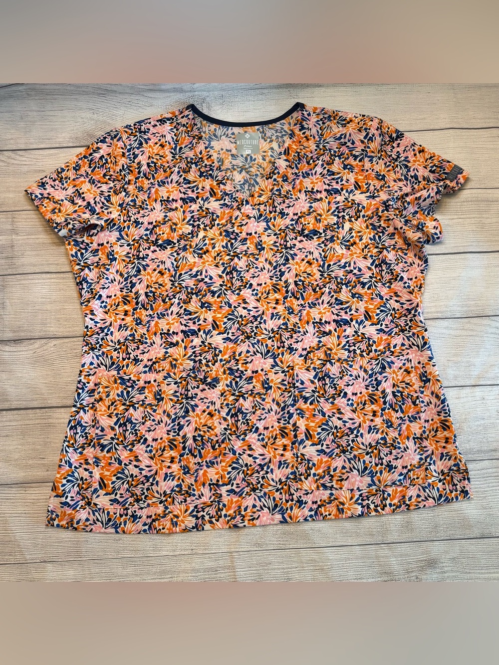 Medcouture Floral V-Neck Short-Sleeve Scrub Top